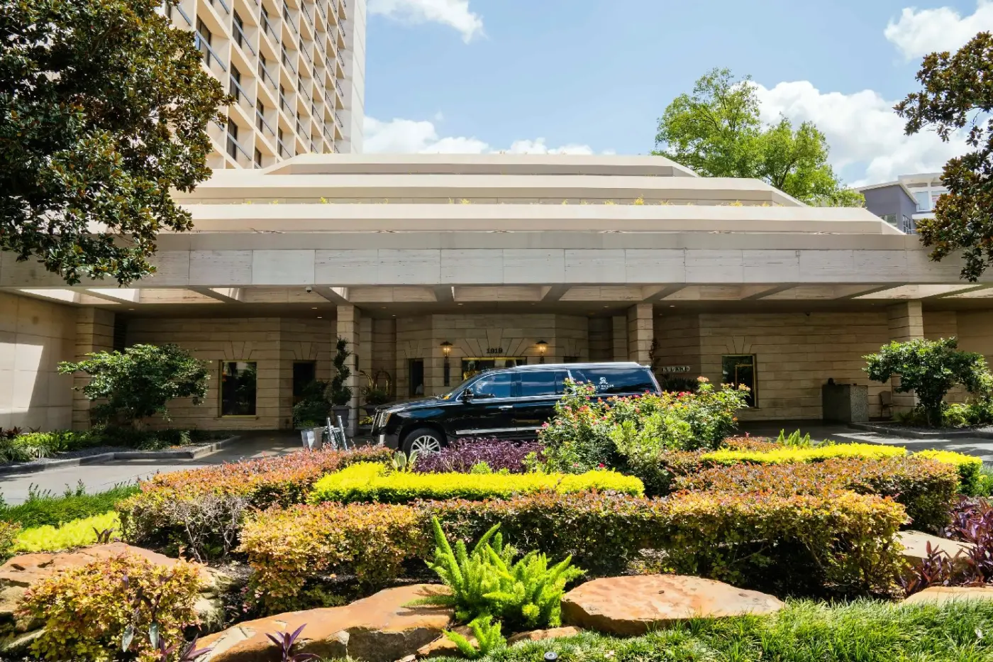 Houston Grand Hotel River Oaks