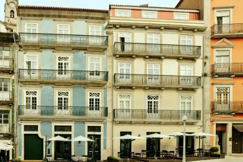 The Largo Porto