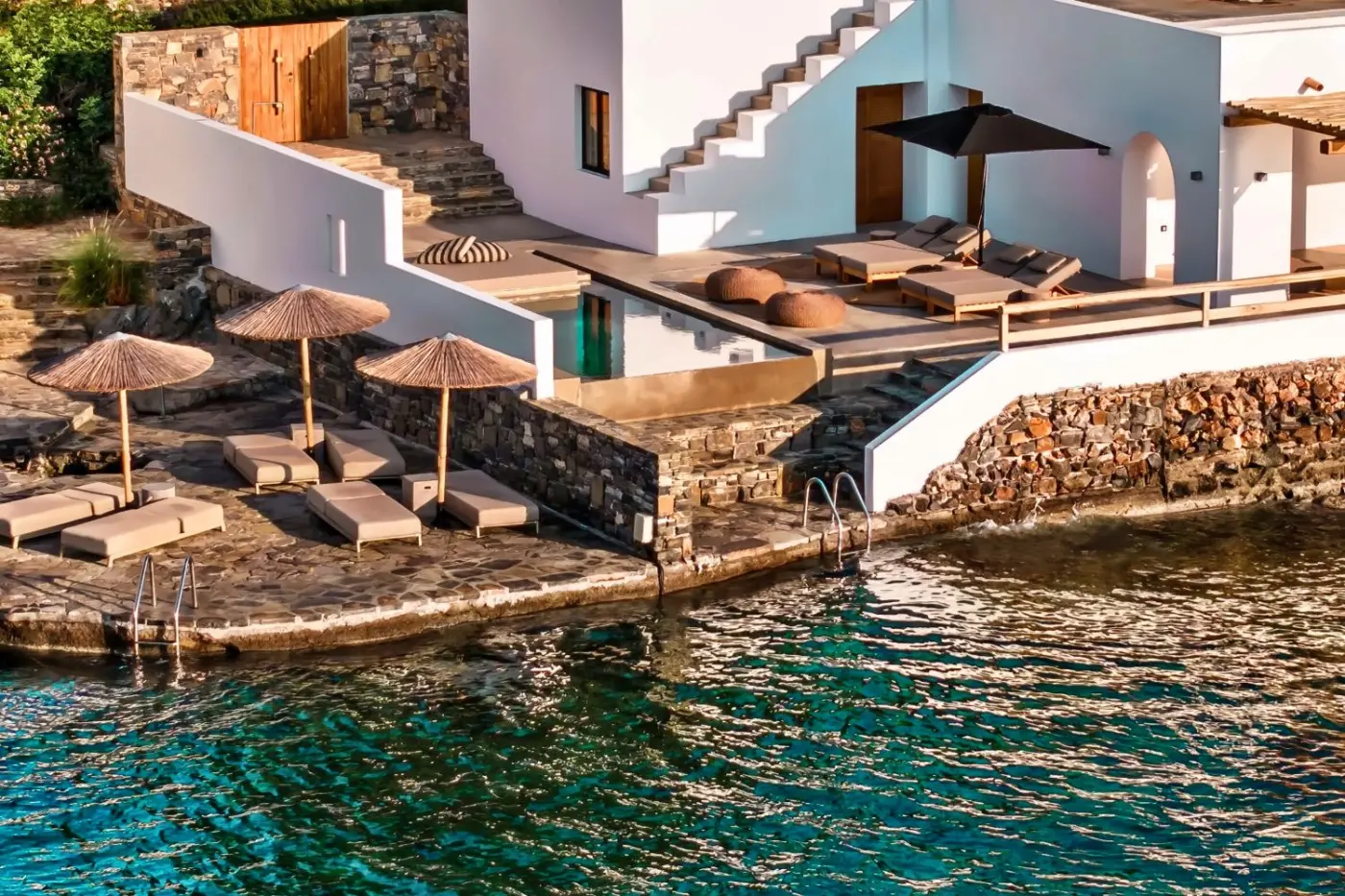 Minos Beach Art Hotel