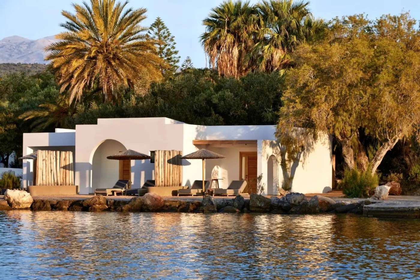 Minos Beach Art Hotel