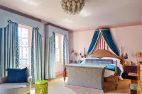 Thumbnail Beaverbrook Town House