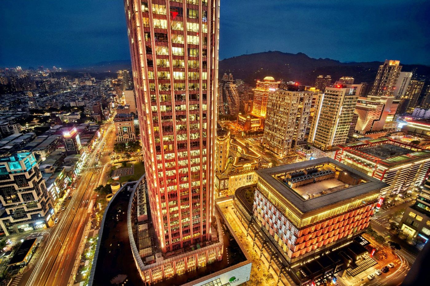 W Taipei
