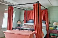 Thumbnail Beaverbrook Town House