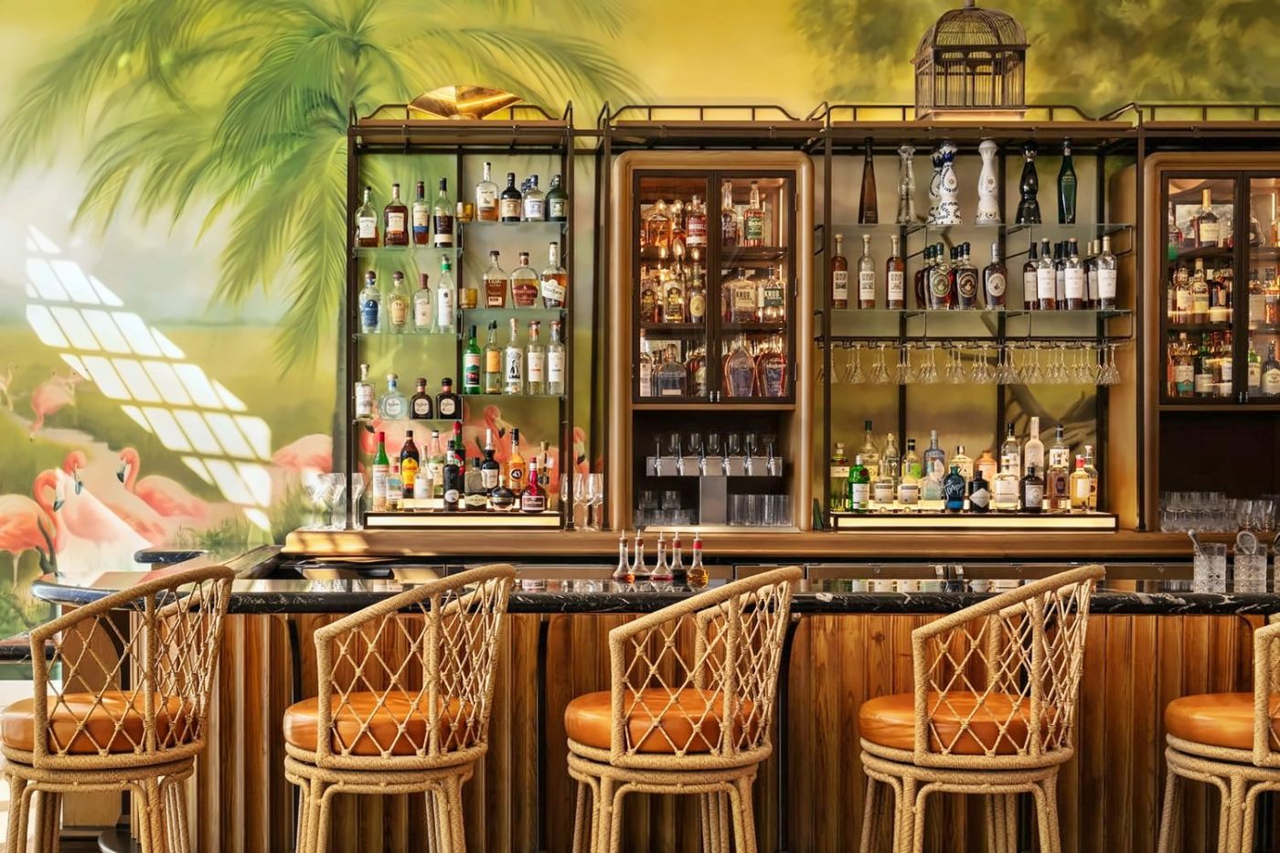 Naples Beach Club, A Four Seasons Resort