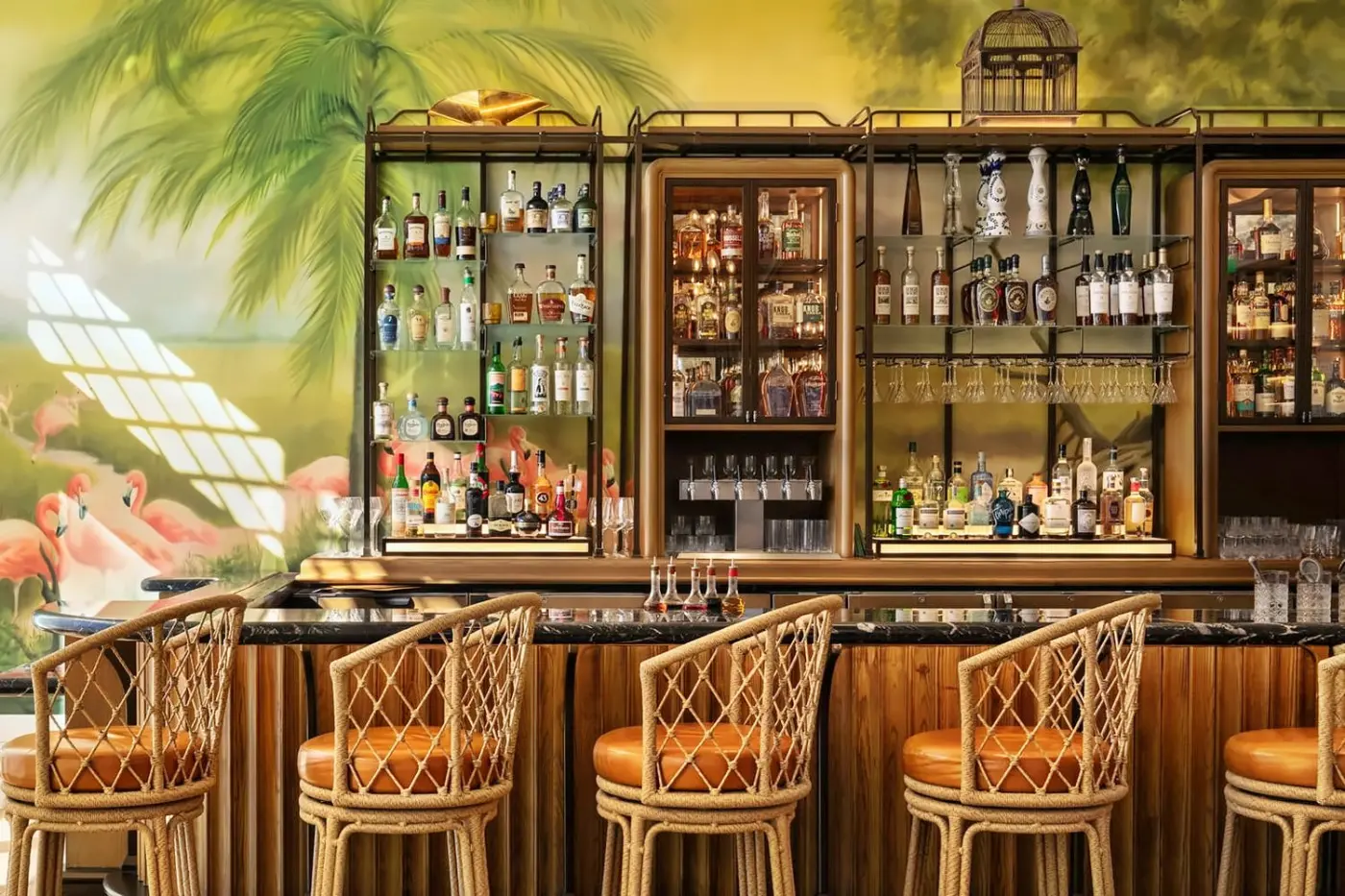 Naples Beach Club, A Four Seasons Resort