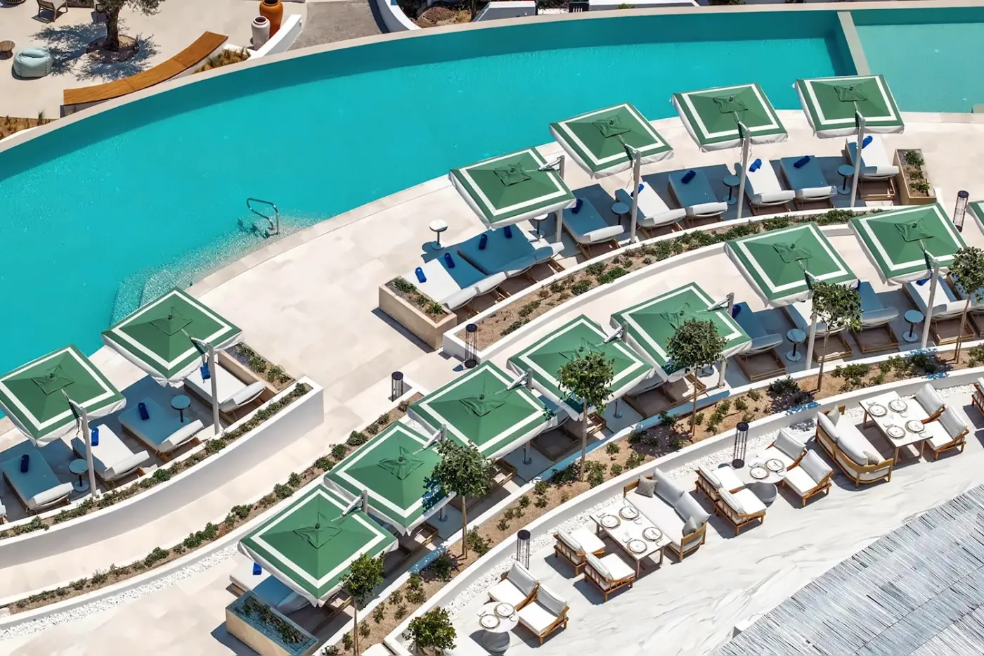 Sandblu Santorini, LXR Hotels & Resorts