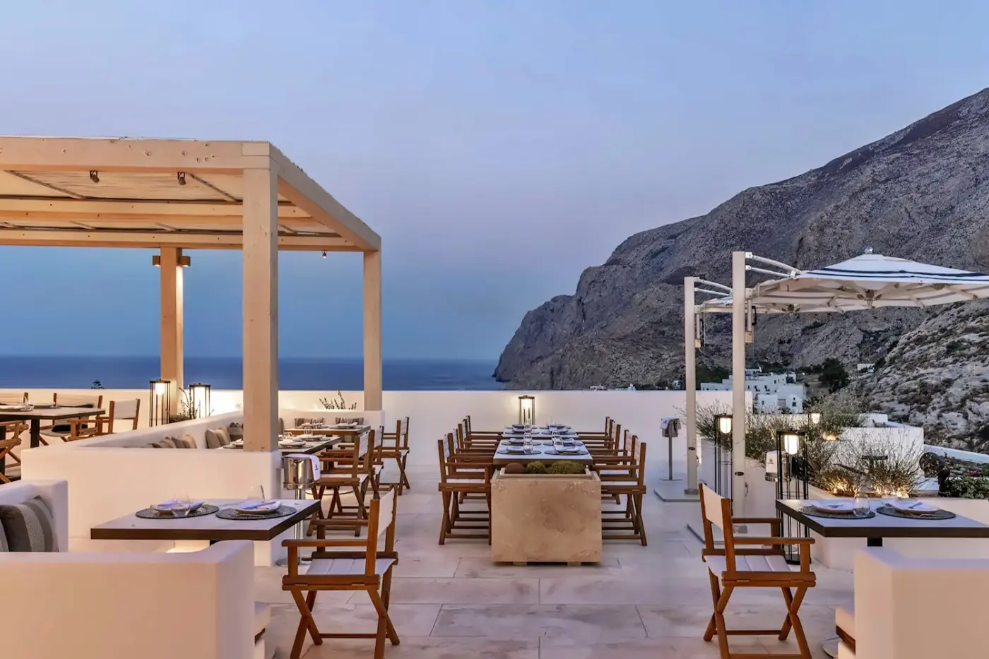 Sandblu Santorini, LXR Hotels & Resorts