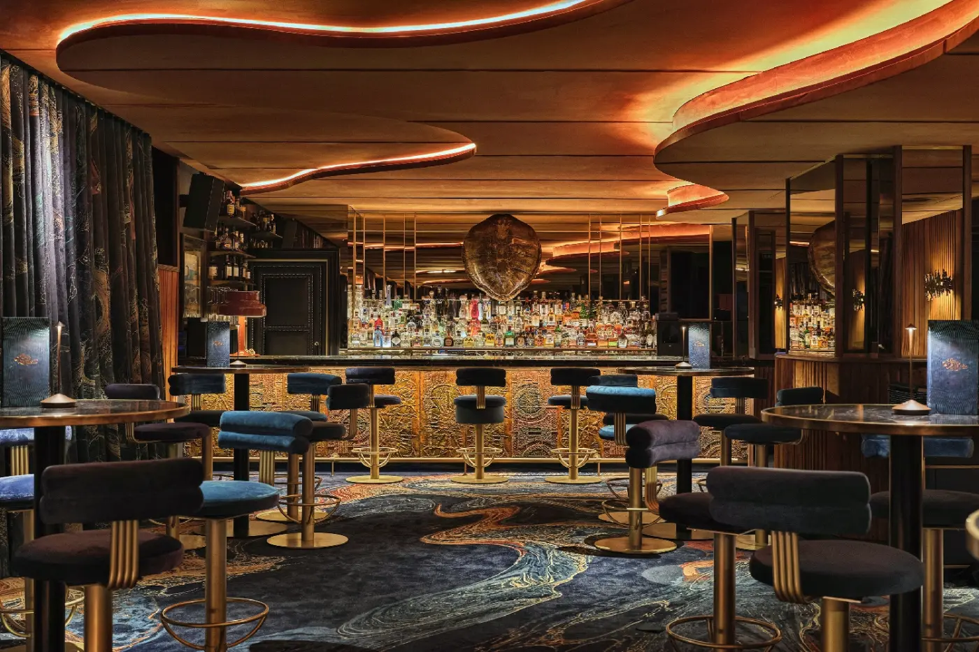 Metropolis Hotel & Club