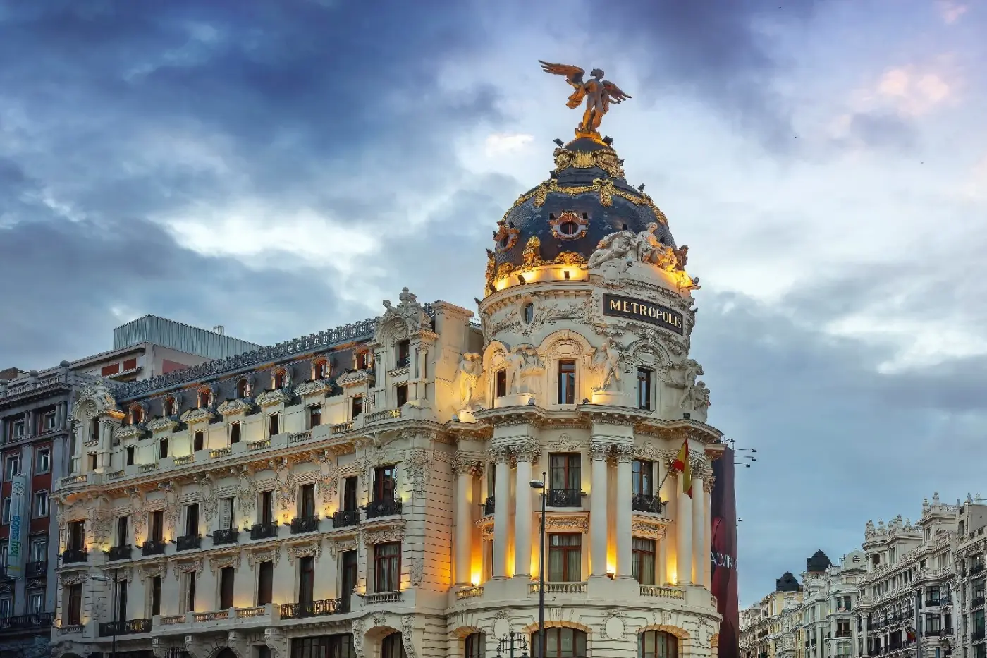 Metropolis Hotel & Club