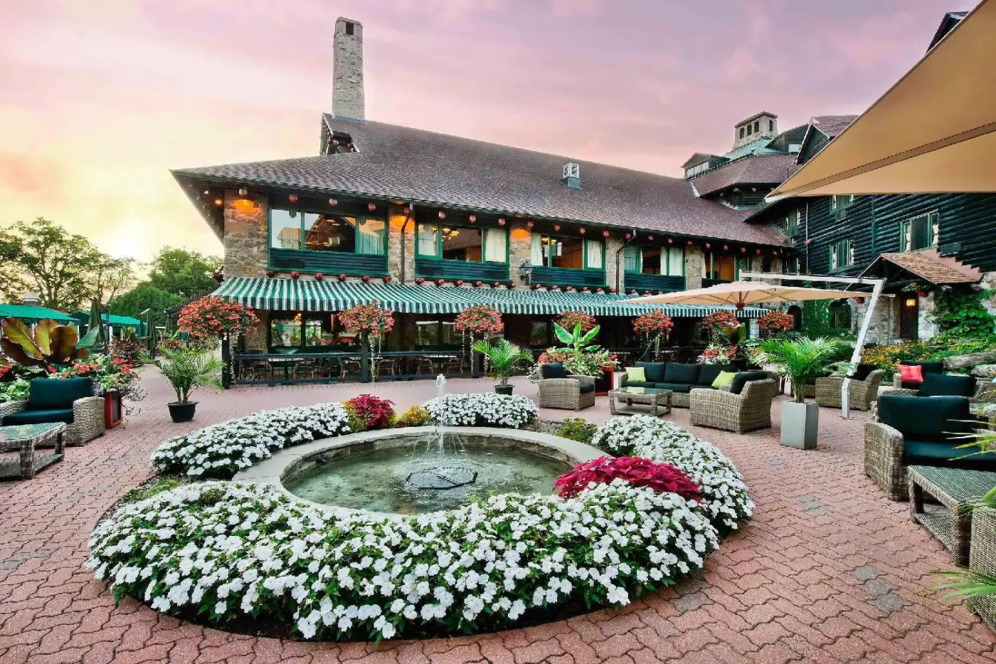 Fairmont Le Chateau Montebello