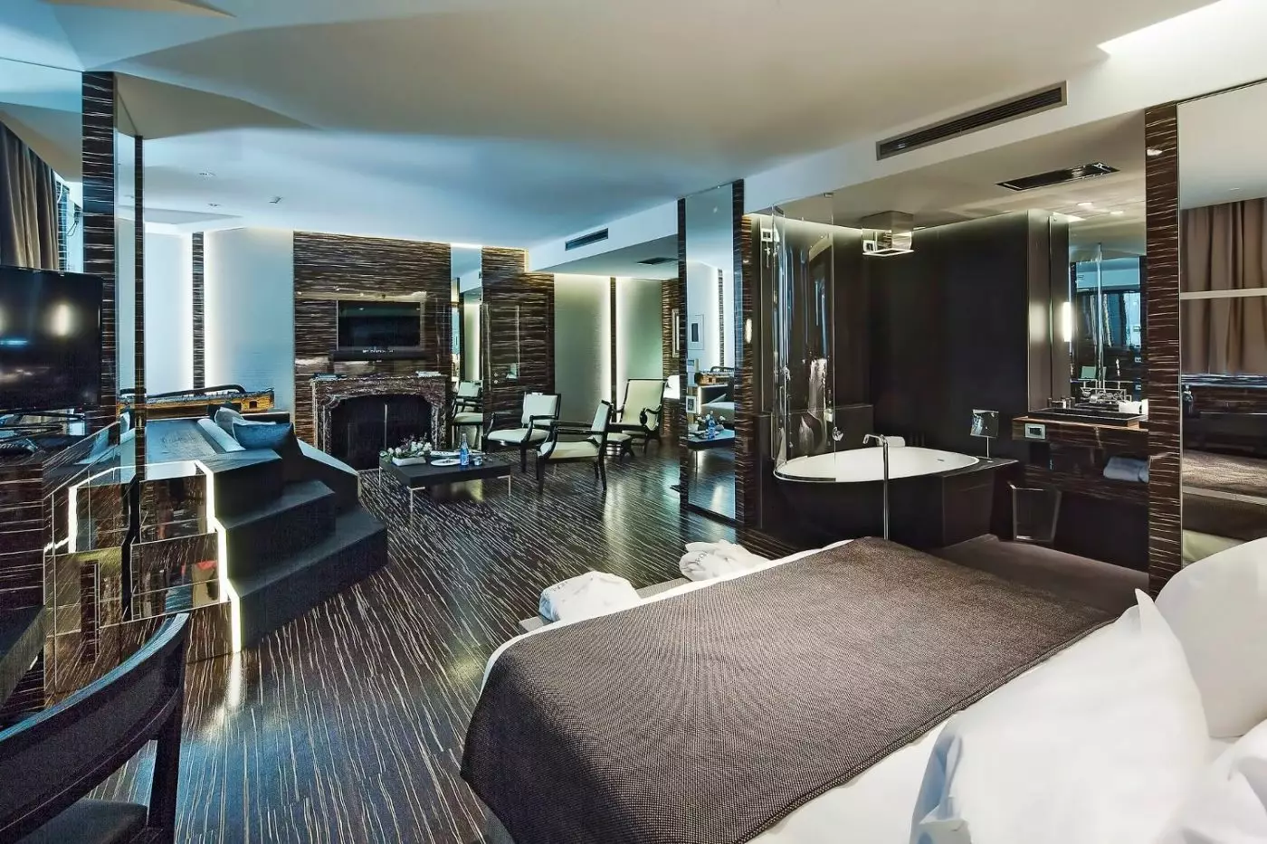 Romeo Hotel Naples