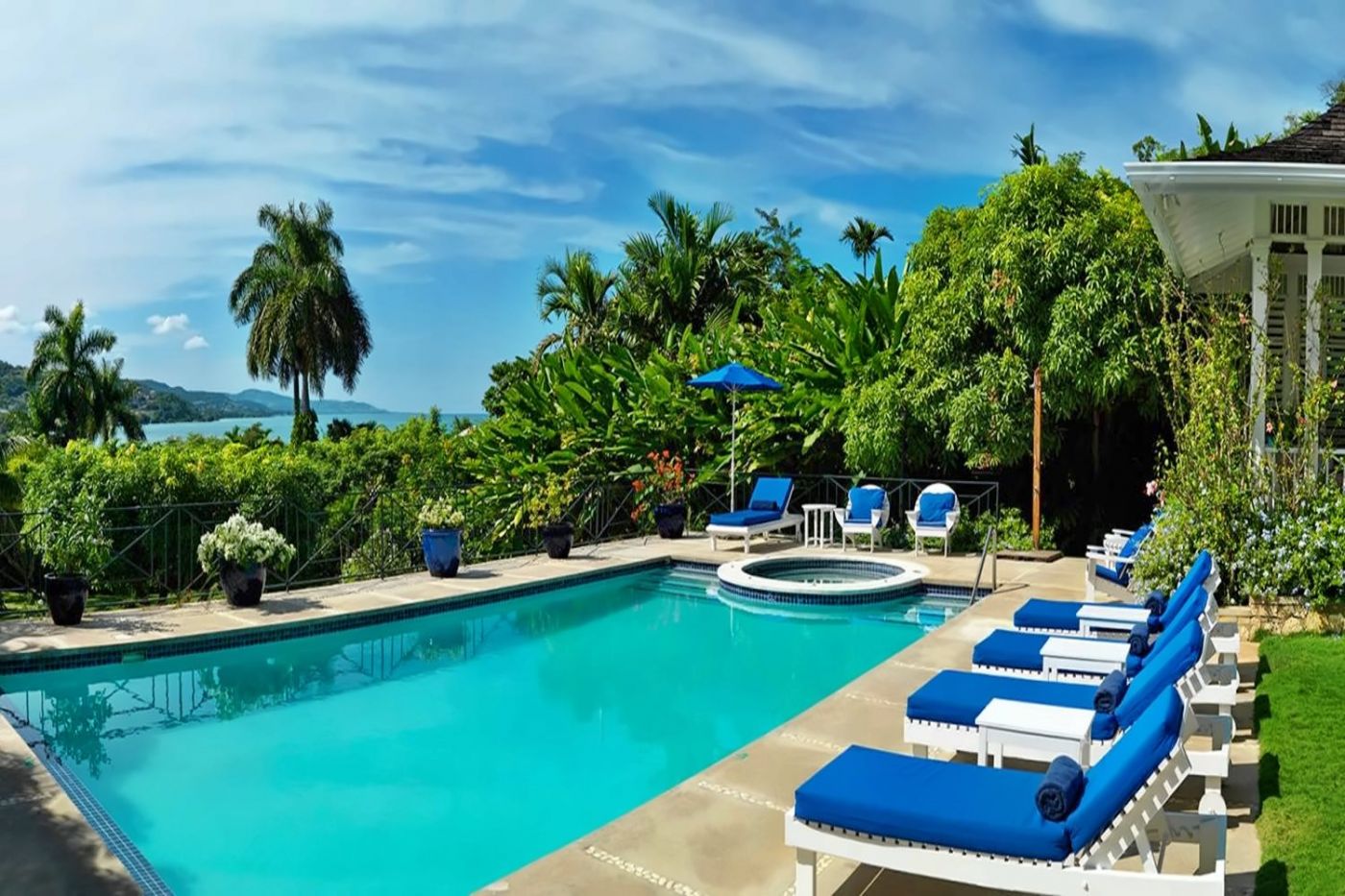 Round Hill Hotel & Villas