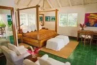 Thumbnail Round Hill Hotel & Villas