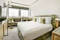 Thumbnail Royal Lancaster London