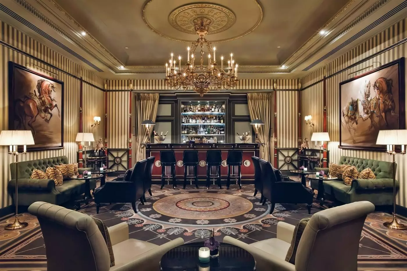 Shangri La Paris