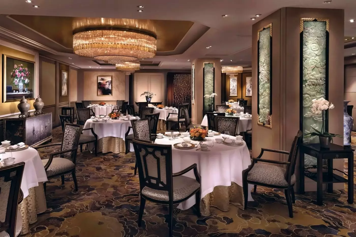 Shangri La Paris