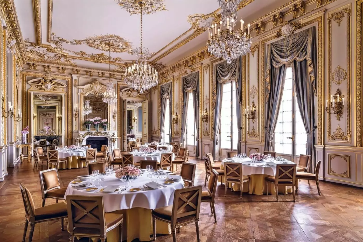 Shangri La Paris