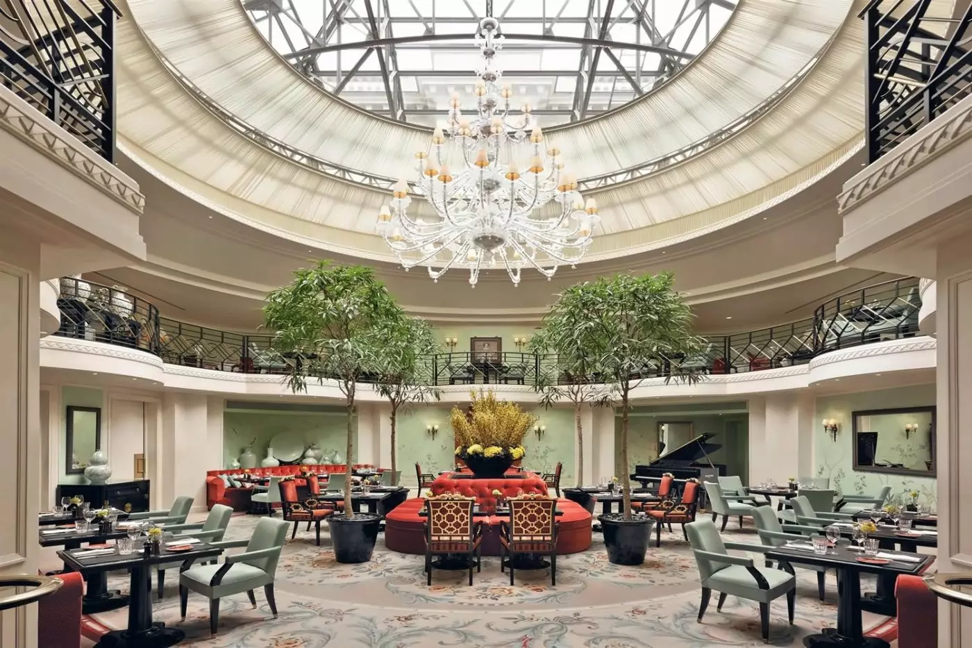 Shangri La Paris