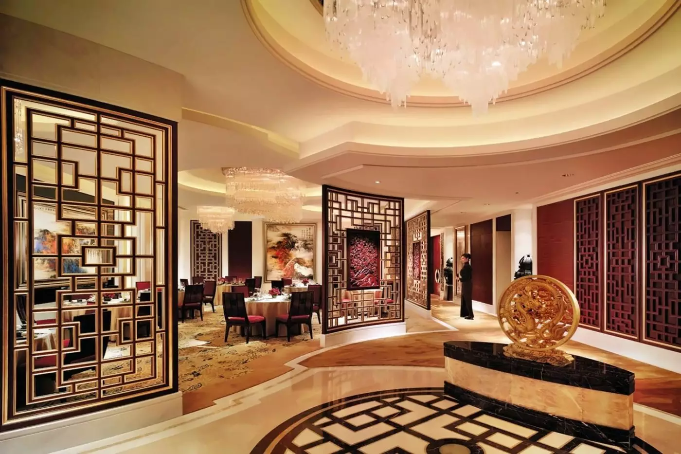 Shangri La China World Summit Wing