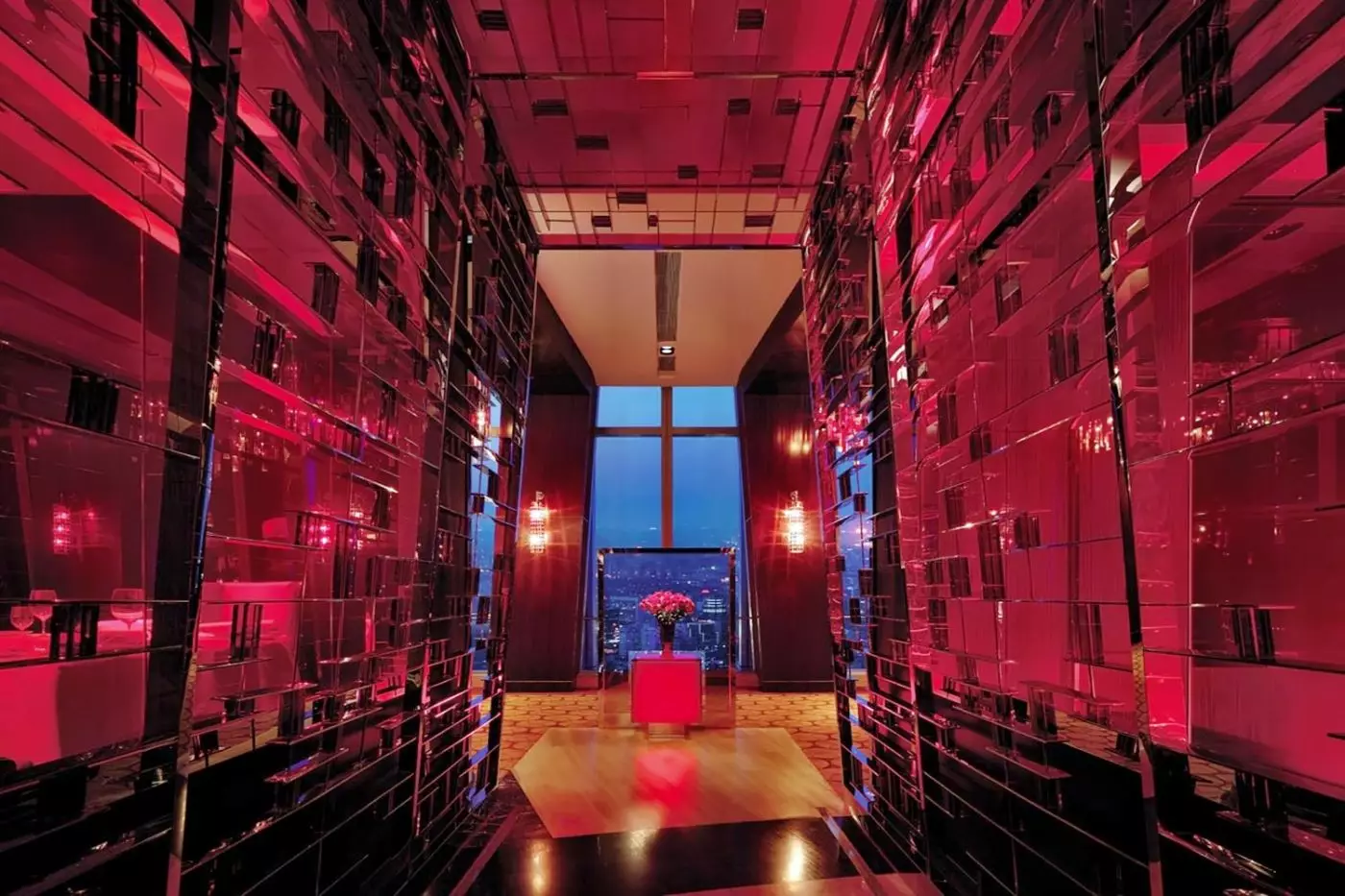 Shangri La China World Summit Wing