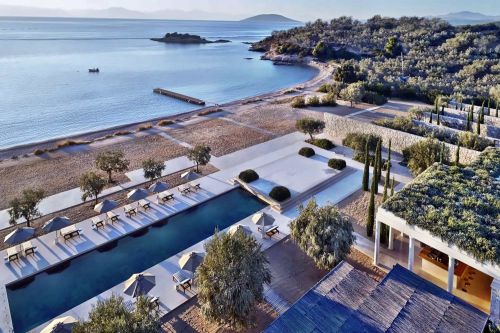 Amanzoe
