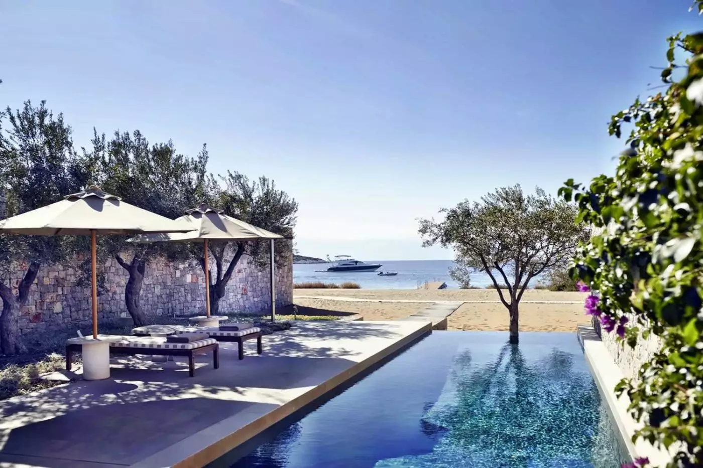 Amanzoe