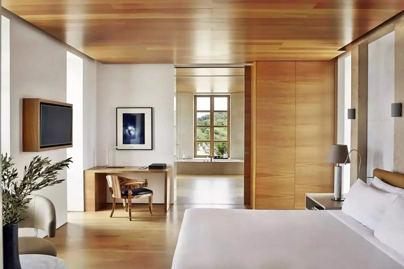 Amanzoe
