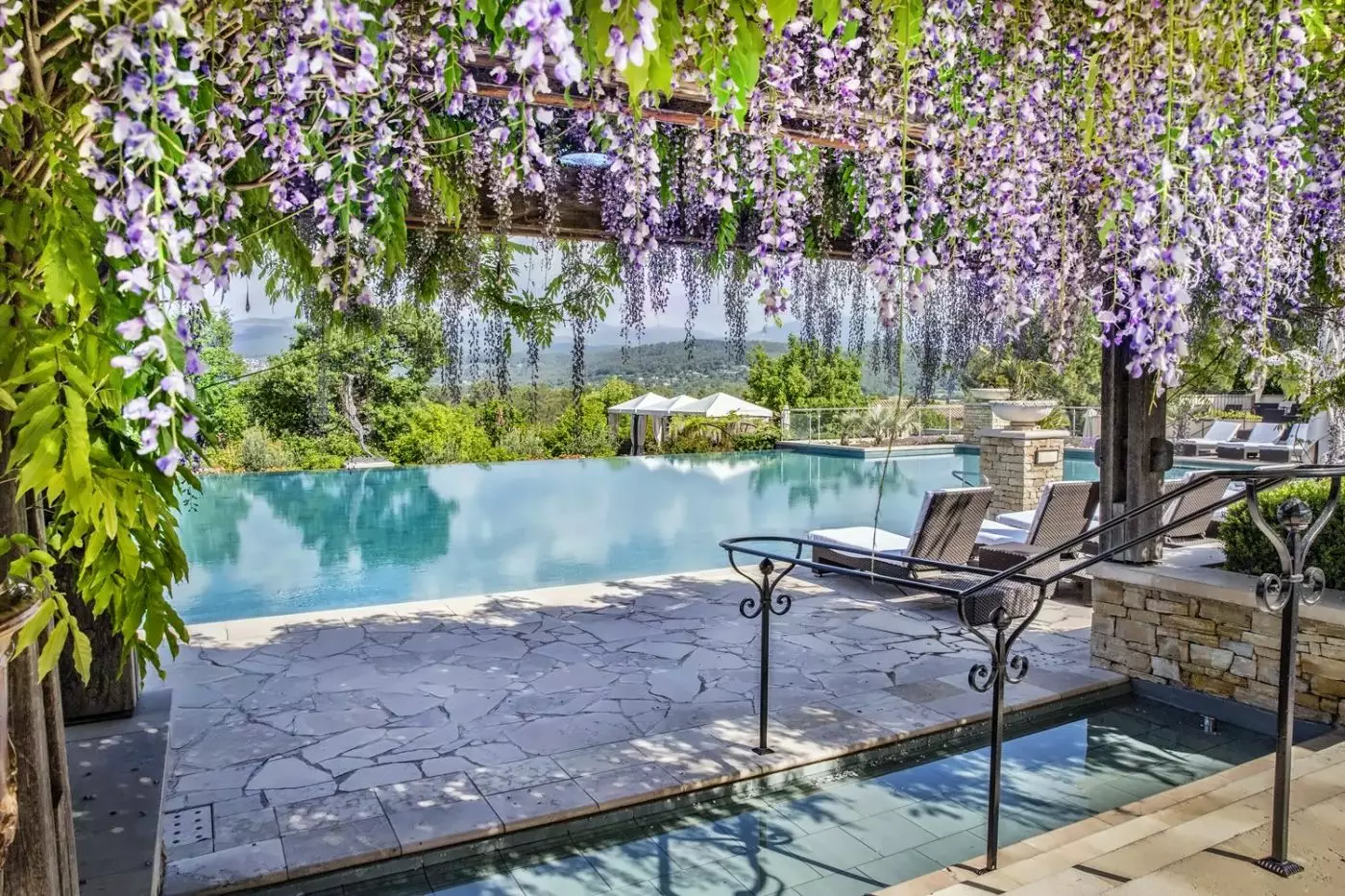 Terre Blanche Hotel