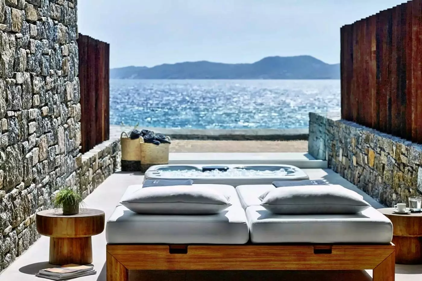 Bill & Coo Mykonos