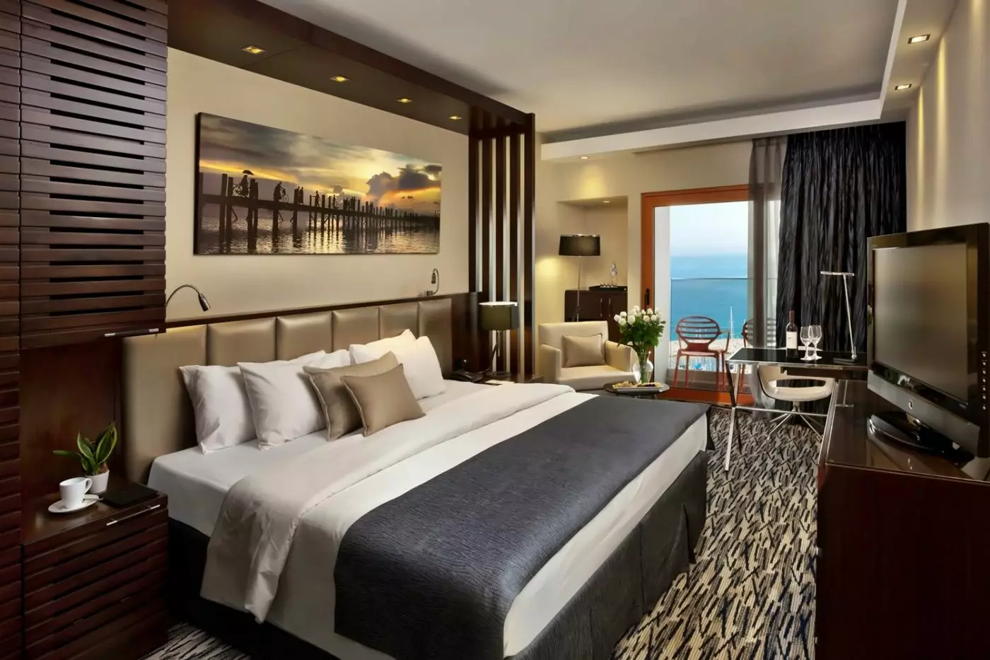 The Carlton Tel Aviv