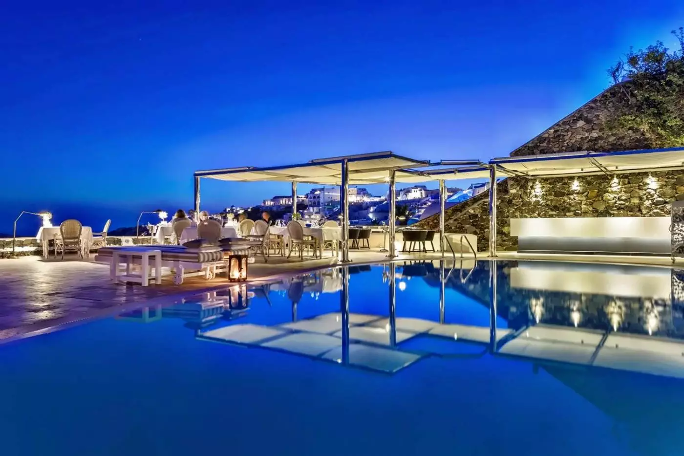 Canaves Oia Suites