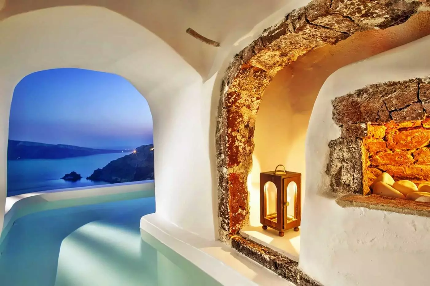 Canaves Oia Suites