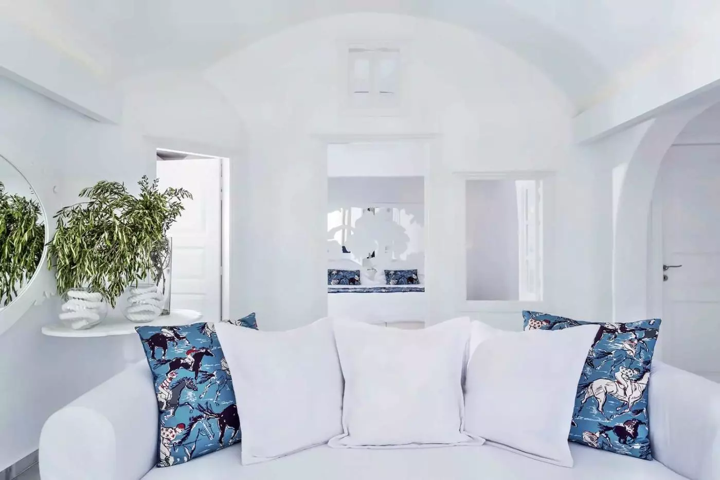 Canaves Oia Suites