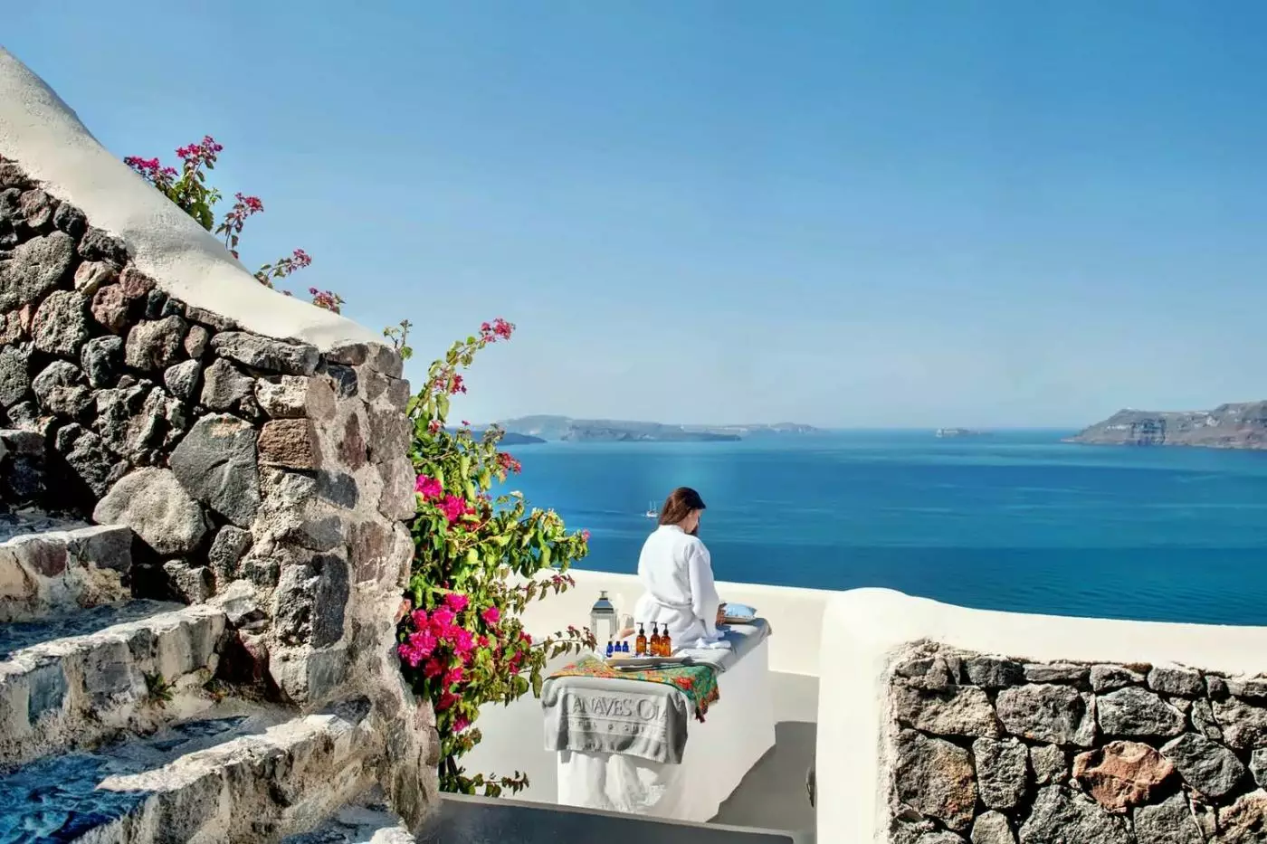 Canaves Oia Suites