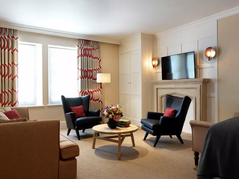 2 Bedroom Gatehouse Suite