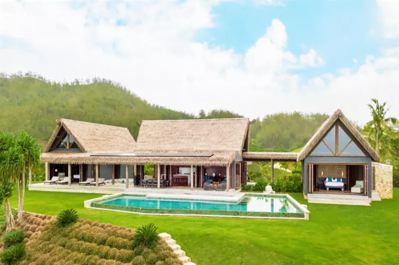 Four-Bedroom Oceanview Pool Residence