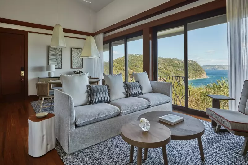 3 Bedroom Canopy Pool Suite
