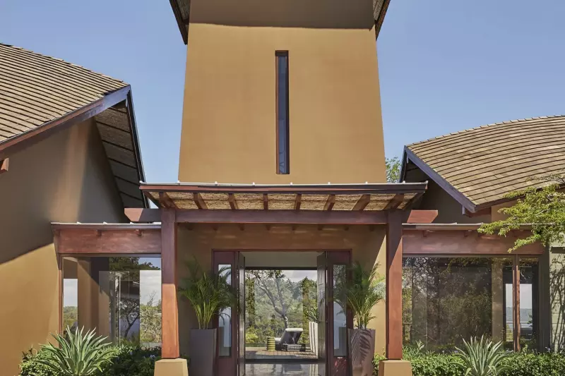 Casa Del Mar Residence