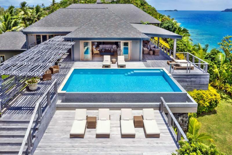 4 Bedroom Ocean Grand Residence