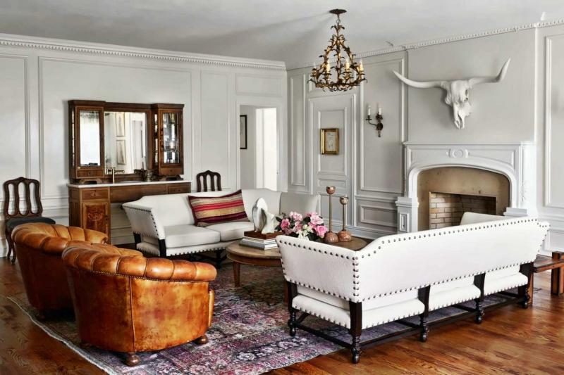 Mr. and Mrs. Perry 2 Bedroom Suite