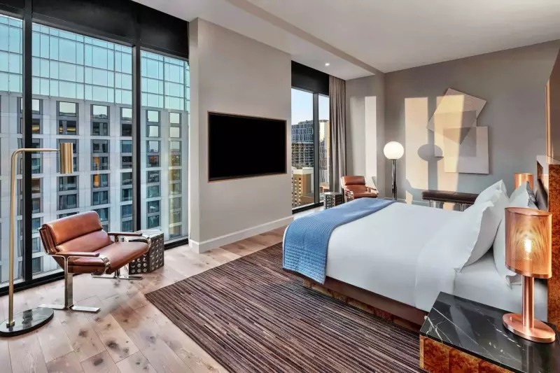 Penthouse Suite