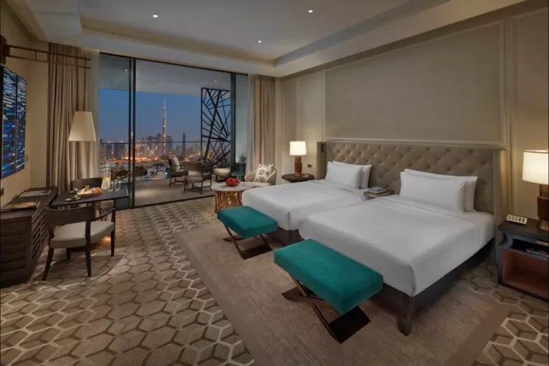 Panoramic View Family Room