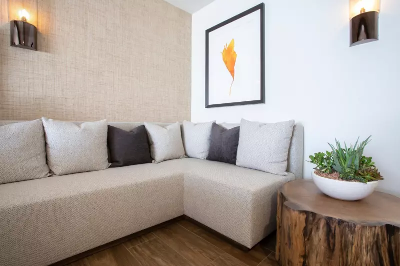 Reserve Executive Room