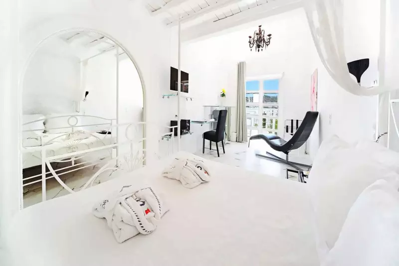 Junior Garden View Suite 