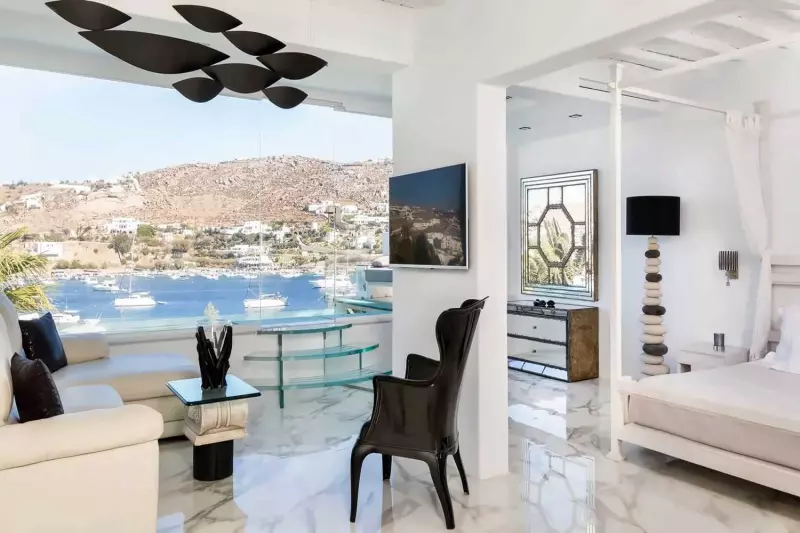 Signature Sea View Glass Pool Suite