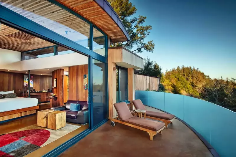 Peak House 