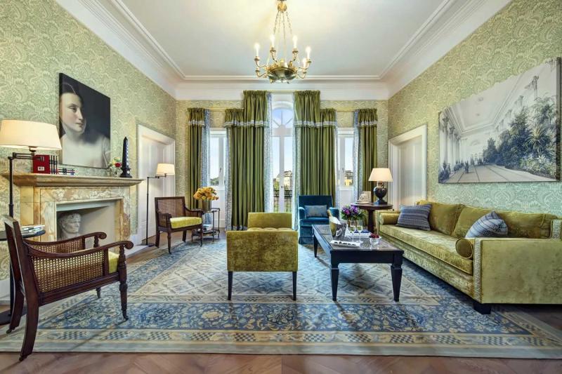 De La Ville Suite