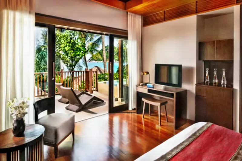 Ocean Pool Suite