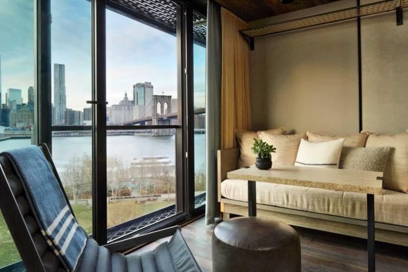 Brooklyn Bridge Room