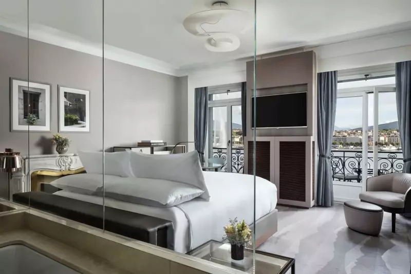 Premium Lakefront Room